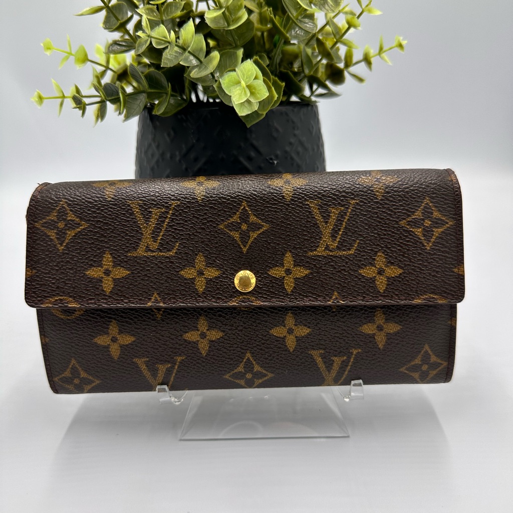 Louis Vuitton Vintage Sarah Wallet Monogram Canvas